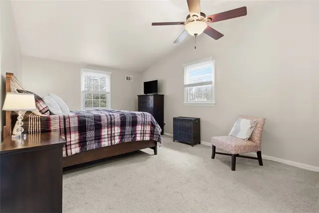 4573 Sylvan Dr. gallery image 13