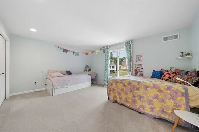 4578 Dogwood Dr gallery image 11