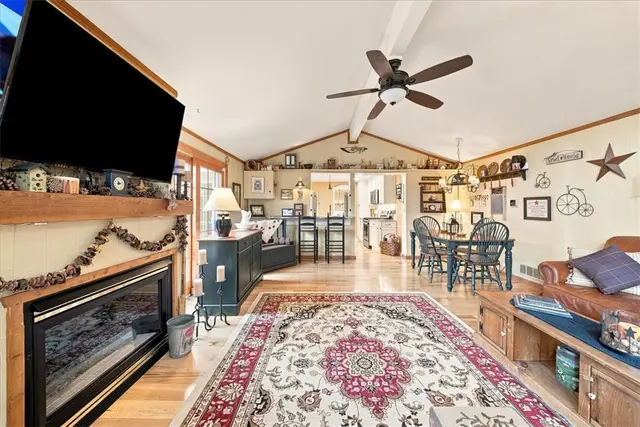 459 Troutwood Dr gallery image 7