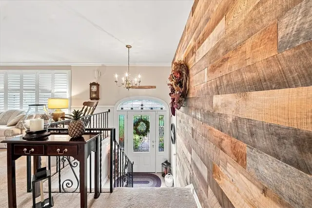 459 Troutwood Dr gallery image 9
