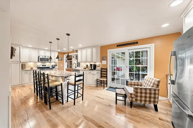 459 Troutwood Dr gallery image 37