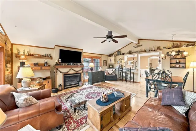459 Troutwood Dr gallery image 38