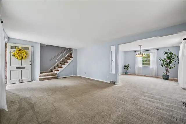 46 Chapel Drive gallery image 18