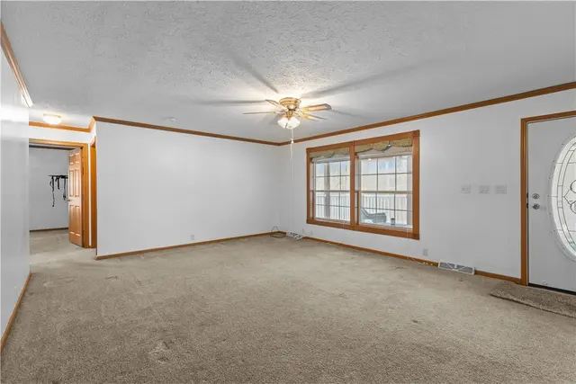 4601 WILDWOOD SAMPLE RD gallery image 6