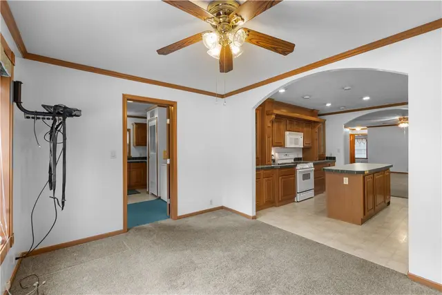 4601 WILDWOOD SAMPLE RD gallery image 14