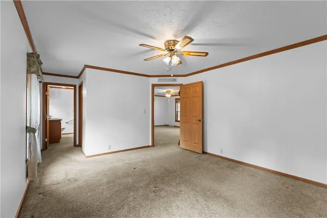 4601 WILDWOOD SAMPLE RD gallery image 19
