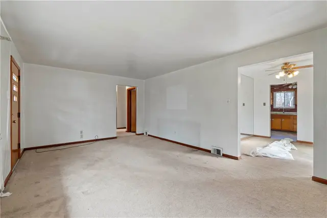 461 Eicher Rd gallery image 24