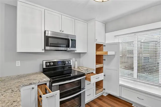 463 Cherry Court gallery image 11