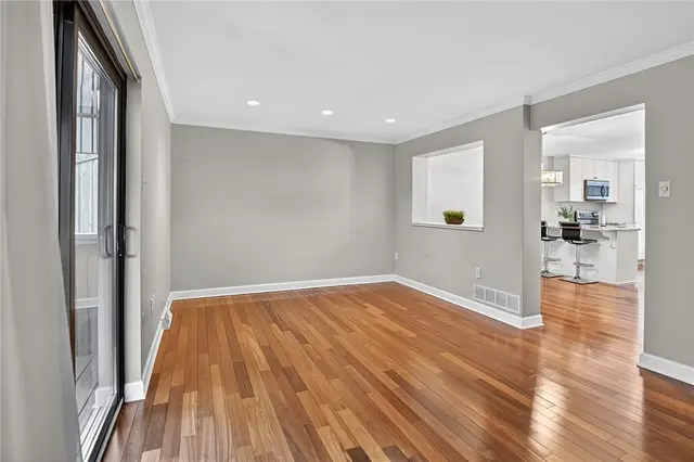 463 Cherry Court gallery image 14