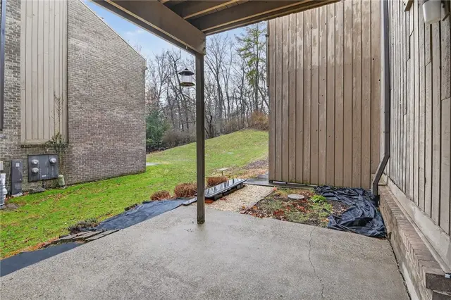 463 Cherry Court gallery image 28