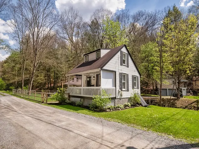 4644 Grouse Run Rd gallery image 28