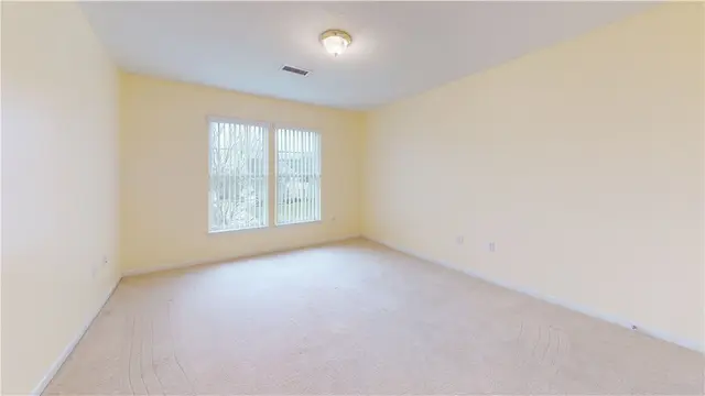 466 Jenny Dr gallery image 19