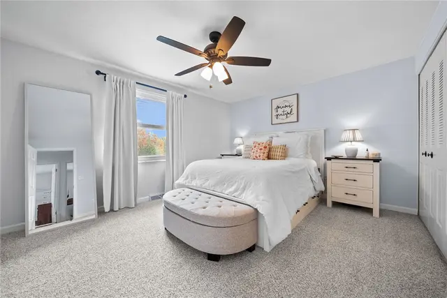 4698 Pembroke Ct gallery image 25