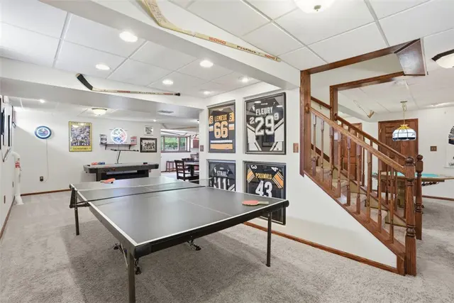 470 Jenny Drive gallery image 5