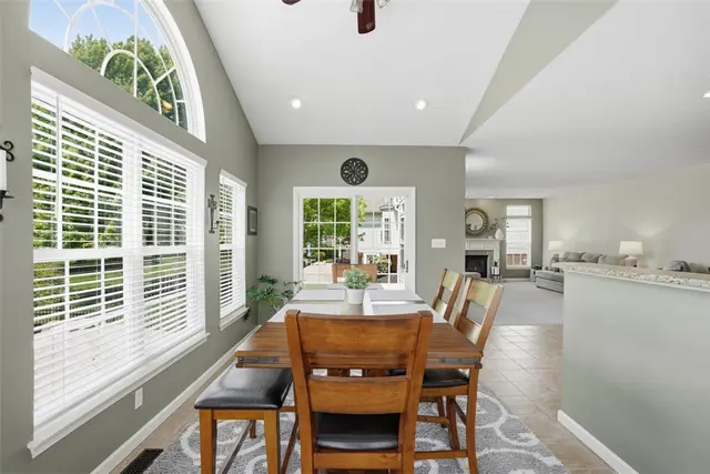 470 Jenny Drive gallery image 20