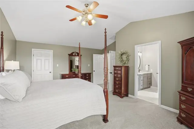 470 Jenny Drive gallery image 22