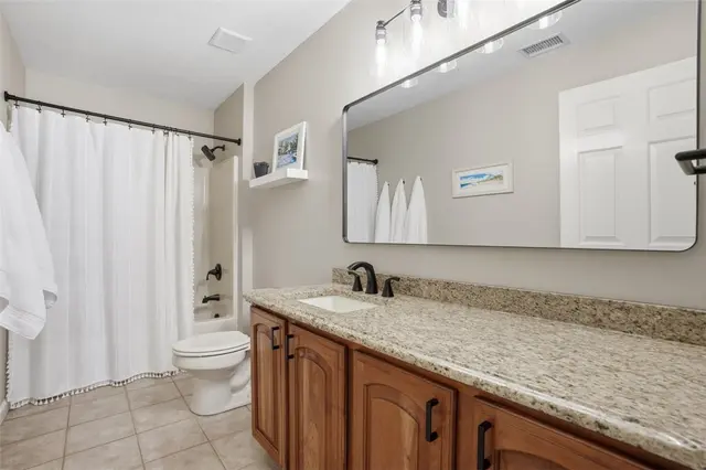 470 Jenny Drive gallery image 27