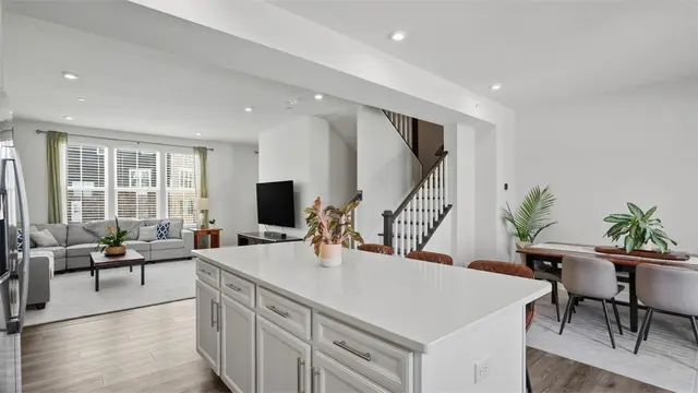 470 Nolan Circle gallery image 9