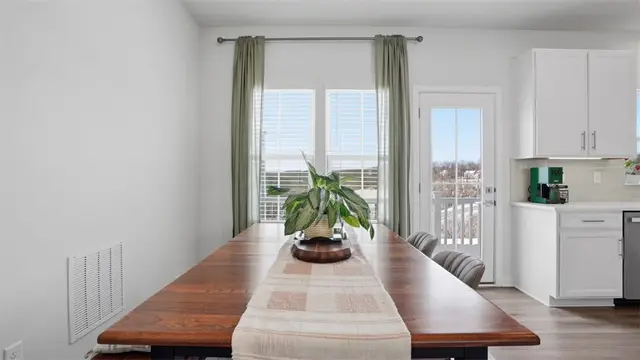 470 Nolan Circle gallery image 19
