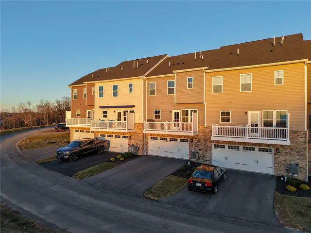 470 Nolan Circle gallery image 38