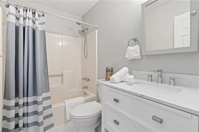4701 Roland Rd gallery image 31