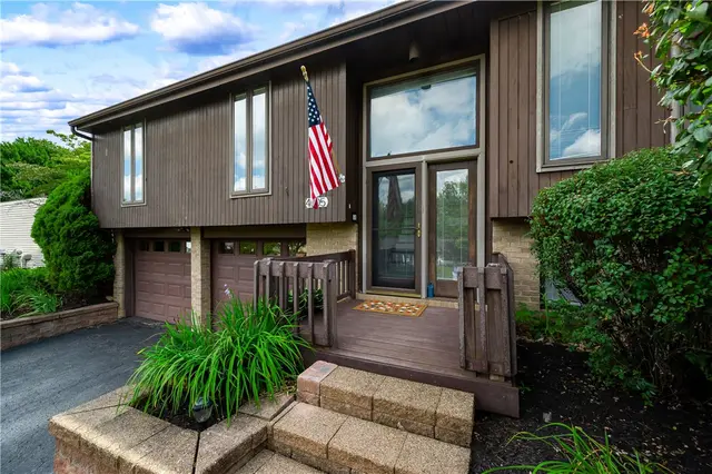 4705 Woodlake Dr gallery image 18
