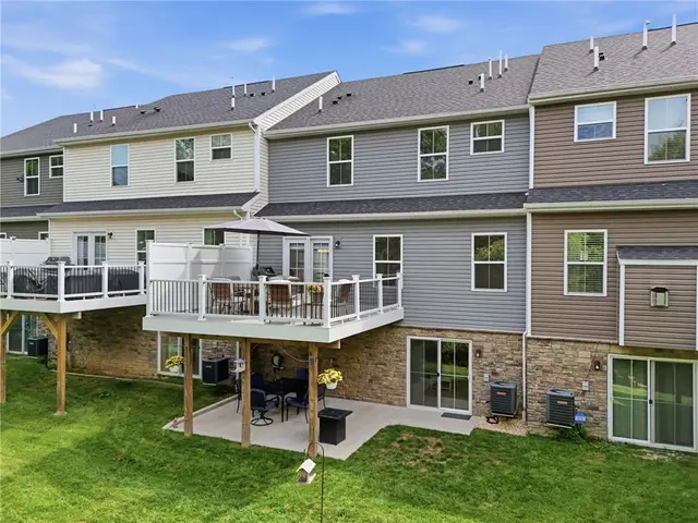 472 Whitetail Meadows Trl gallery image 4