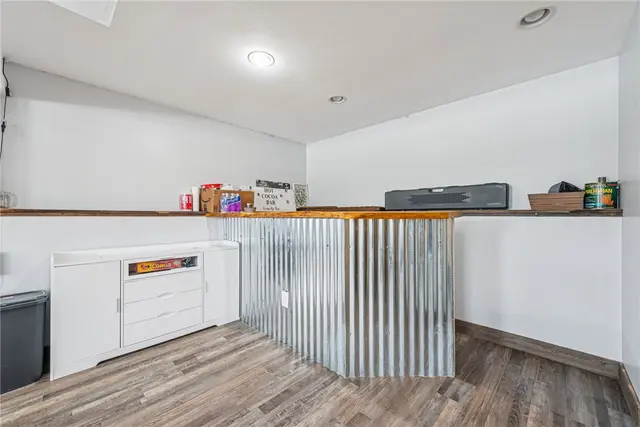4736 Bayfield Road gallery image 23