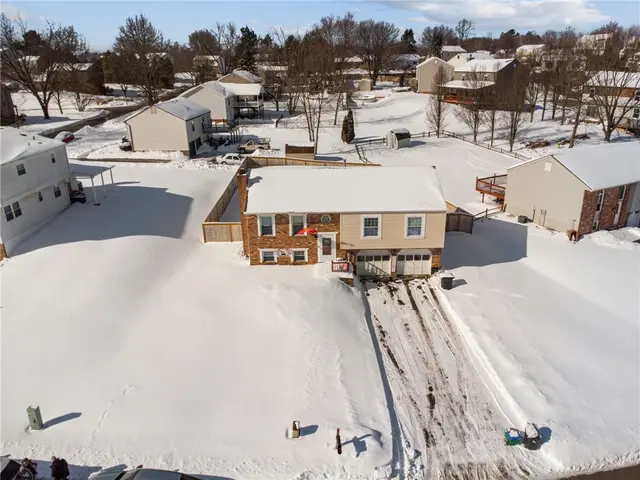 4736 Bayfield Road gallery image 24