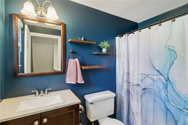4743 Bayfield Rd gallery image 13