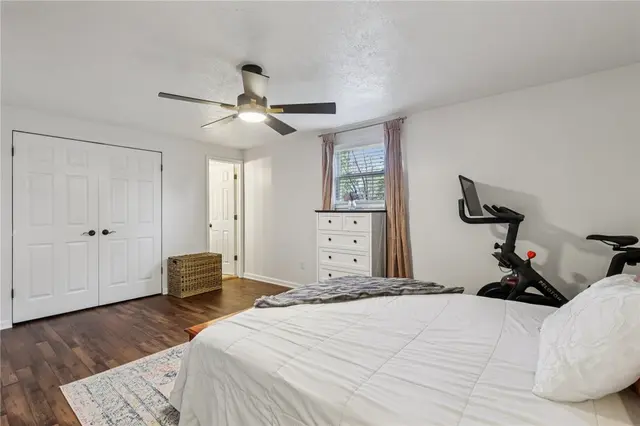 4743 Bayfield Rd gallery image 22