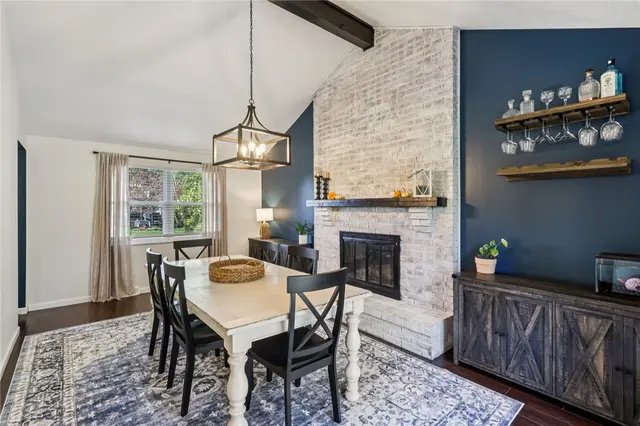 4743 Bayfield Rd gallery image 25