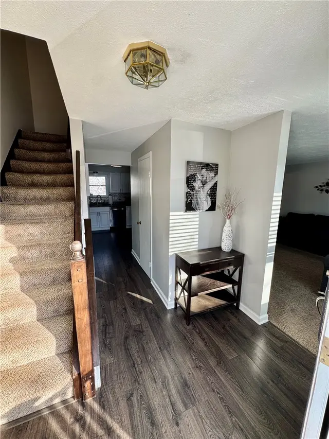 4767 Bayfield Rd gallery image 5