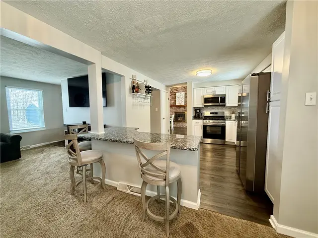 4767 Bayfield Rd gallery image 9