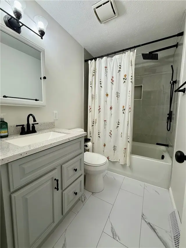 4767 Bayfield Rd gallery image 12