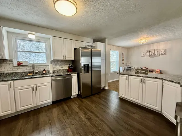 4767 Bayfield Rd gallery image 25
