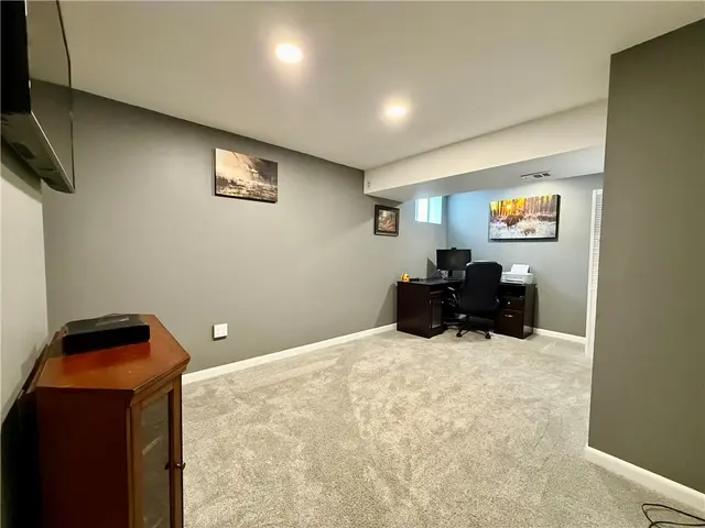 4767 Bayfield Rd gallery image 26