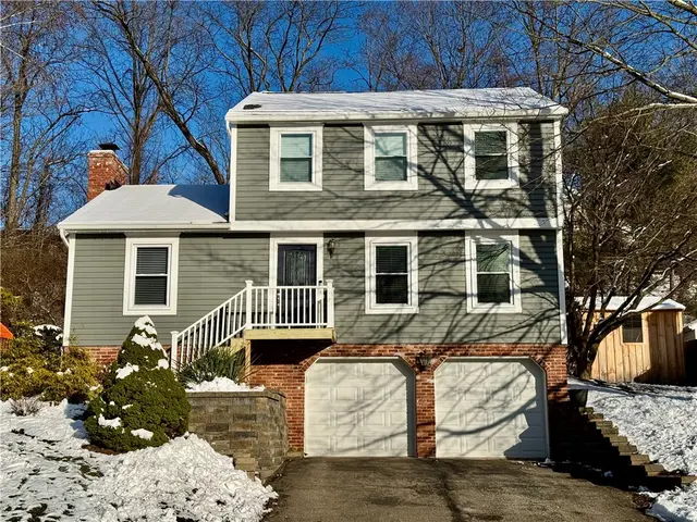 4767 Bayfield Rd