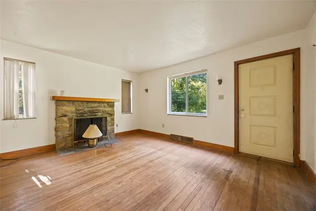 479 Brierly Lane Ext gallery image 6