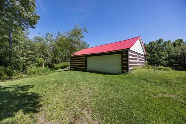 479 Brierly Lane Ext gallery image 24