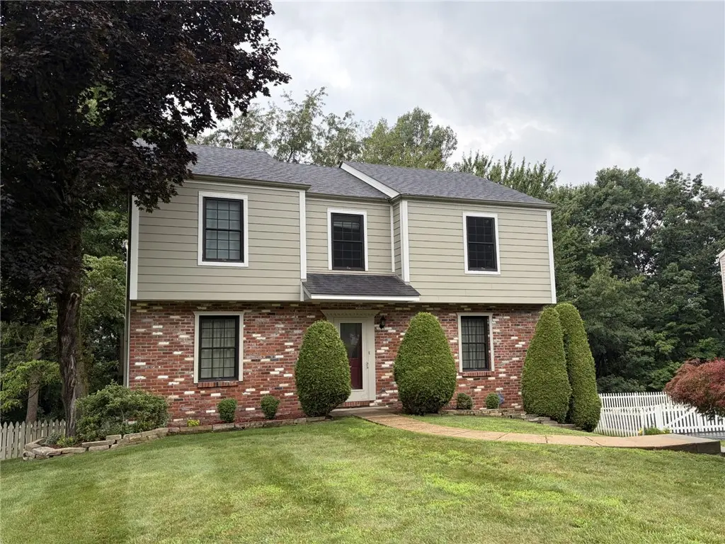4790 Bayfield Rd