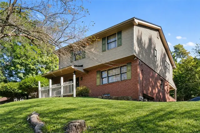 480 Roosevelt Road