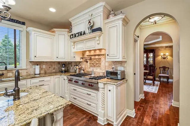 4800 Stonebridge Dr gallery image 7