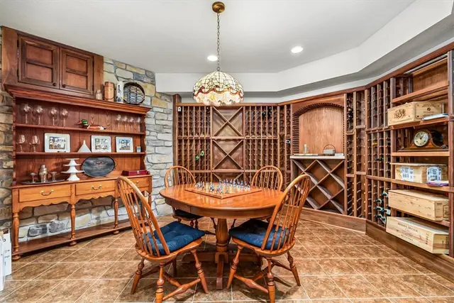 4800 Stonebridge Dr gallery image 9