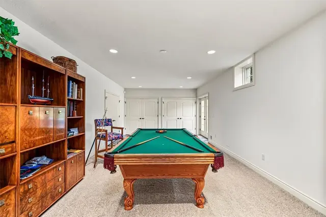 4800 Stonebridge Dr gallery image 15