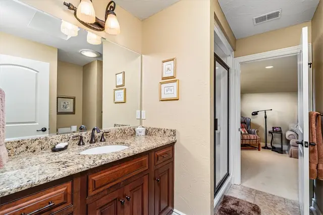 4800 Stonebridge Dr gallery image 24