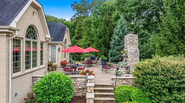 4800 Stonebridge Dr gallery image 25