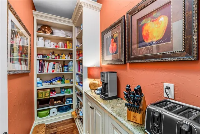 4800 Stonebridge Dr gallery image 39