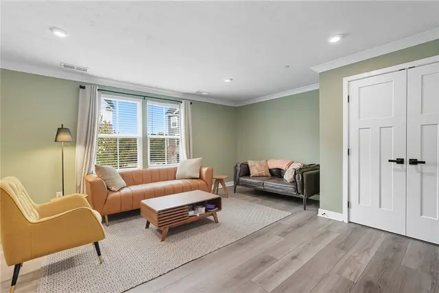 481 Nolan Cir gallery image 42