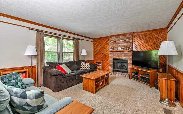 4823 Shamrogue Ct gallery image 9